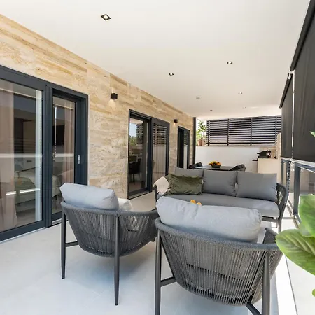 House With Pool Mari Biograd Na Moru