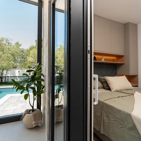 House With Pool Mari Biograd Na Moru